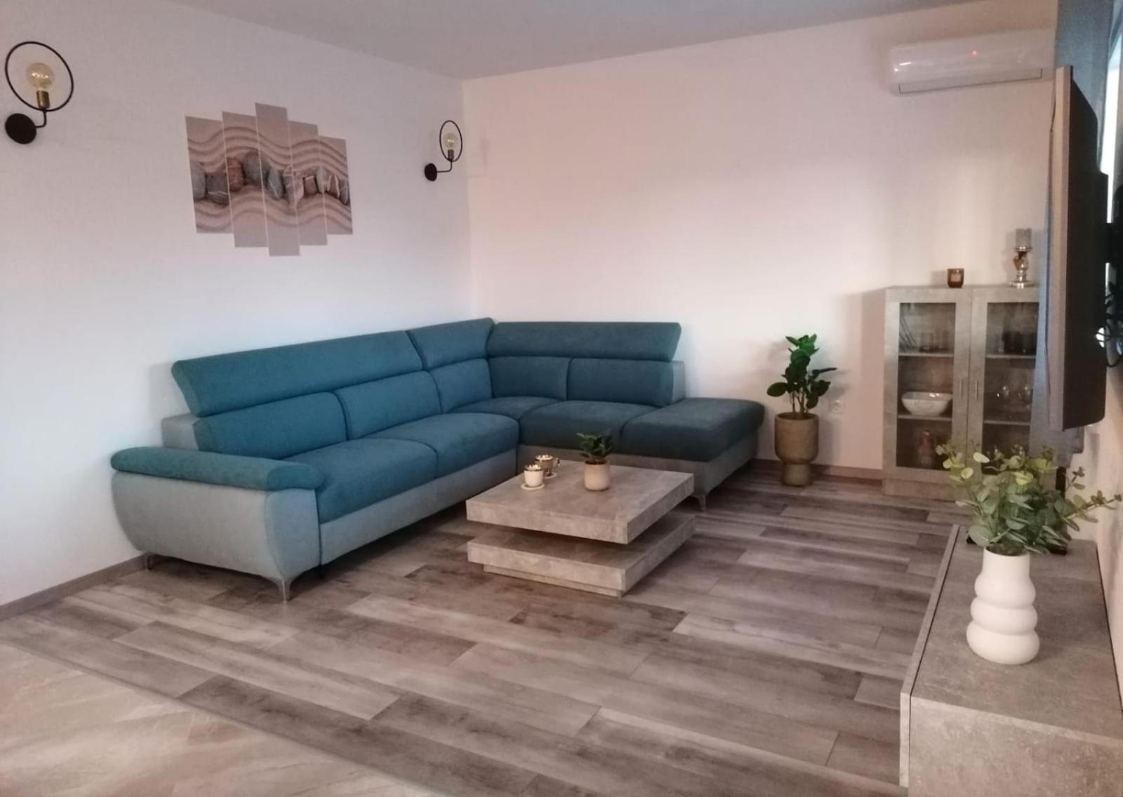 Modern Penthouse Ivan With Rooftop Swimming Pool And Jacuzzi Drinovci 외부 사진